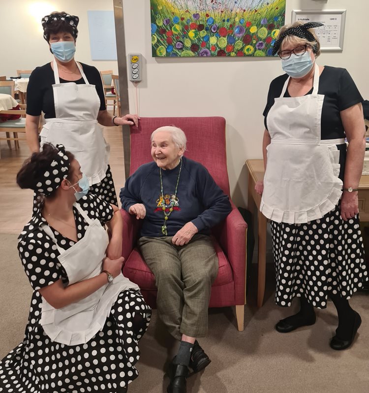 Dining through the decades – Newbury care home takes a trip down memory lane